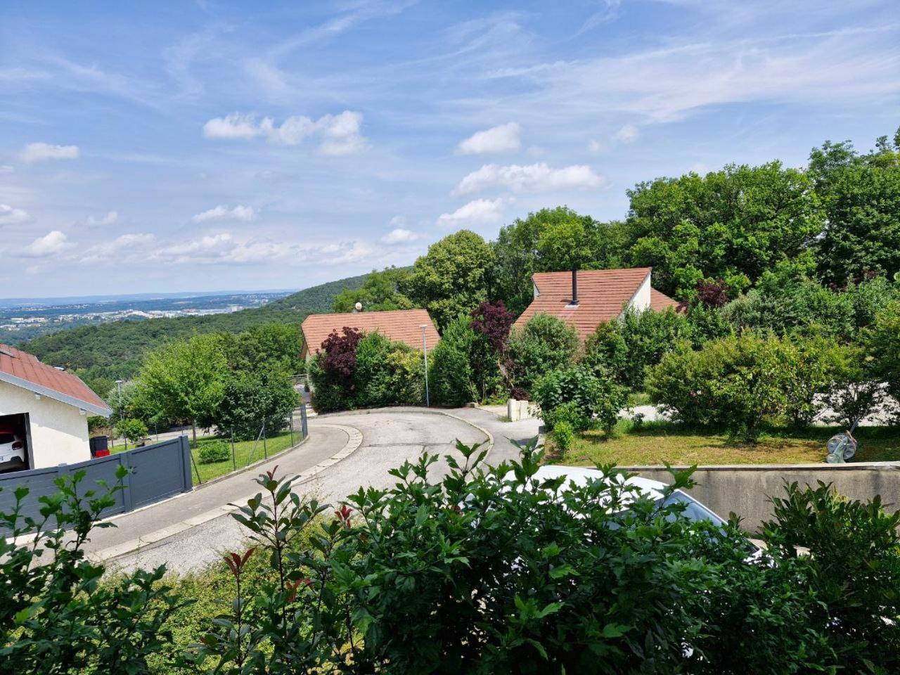 Hebergement Prive A Larnod Exterior foto